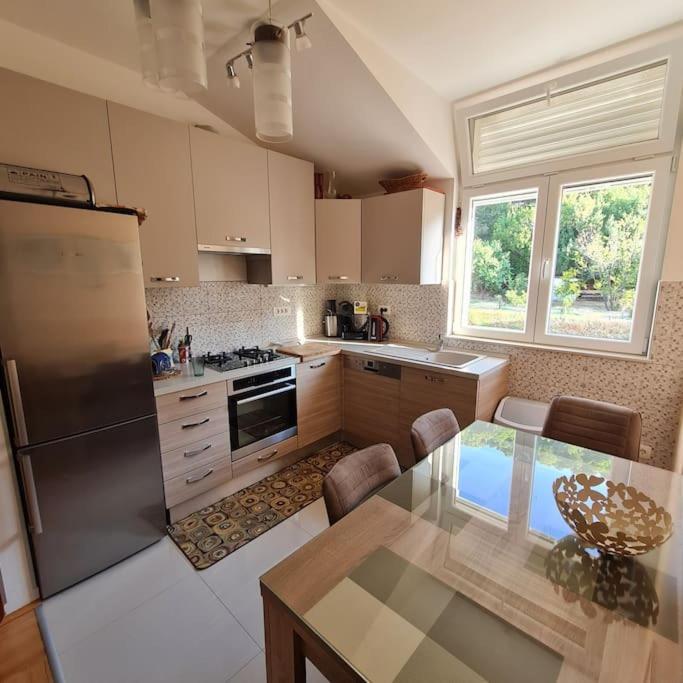 Delux Sue Apartment *